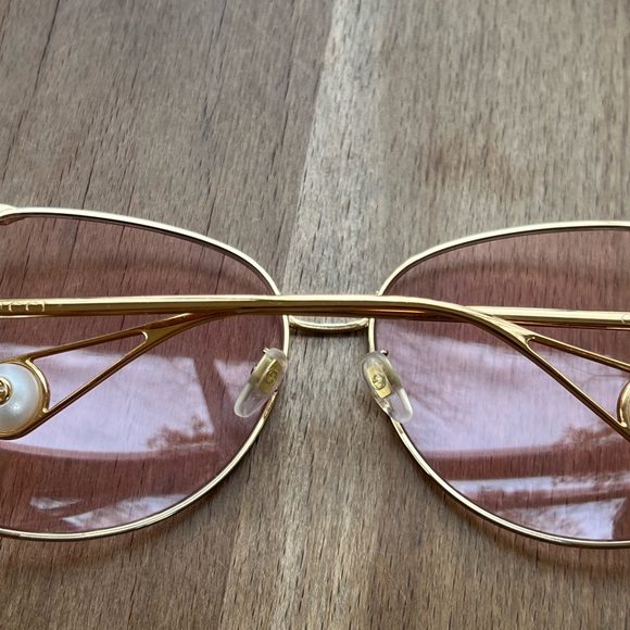 🌟 Gucci GG0252S 005 Butterfly Sunglasses - Gold Metal Frame with Pink Lenses 🌟 - Picture 9 of 11